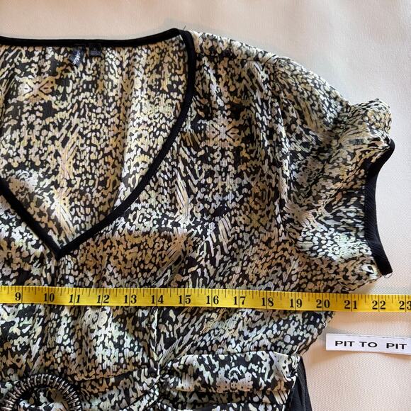 Essentials by Milano Women's Sheer Babydoll Blouse Short Sleeve Casual size XL - Picture 6 of 10